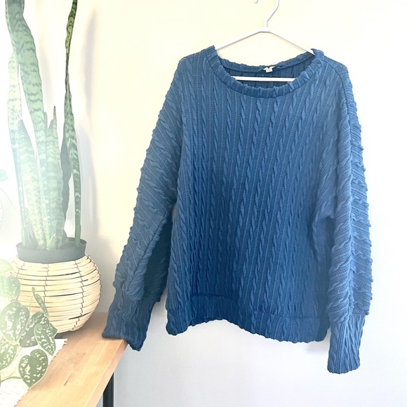 Blue cable knit sweater 1x - Picture 1 of 4